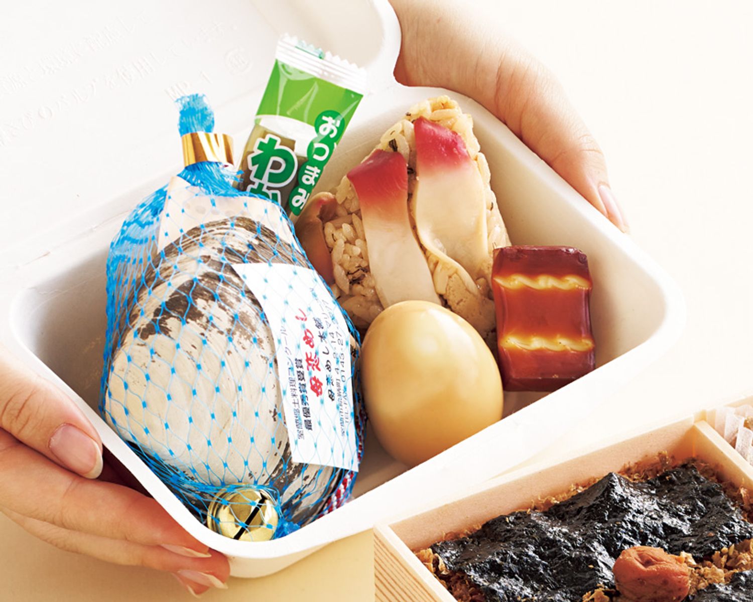 【北海道】店主の家族に人気の炊き込みご飯が駅弁に 駅弁 母恋めし