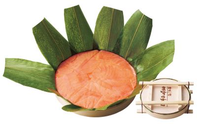 【富山県】熊笹を開くと肉厚なますずしがたっぷり 特選　ますのすし