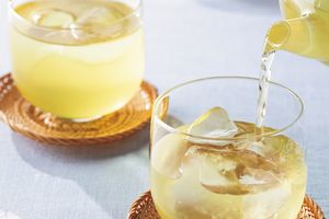 【今月の喜ばれる手土産】忙しない日々に癒しの時間を。水出しも楽しめる煎茶「颯々（さつさつ）」