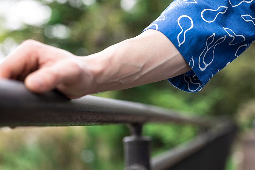 袖口の形からその名がついた「鯉口シャツ」。