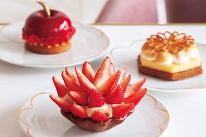 ビジュアル、味わい、香り、どれも本格派の大人のタルト。タルト専門店「シャルルアンリ」