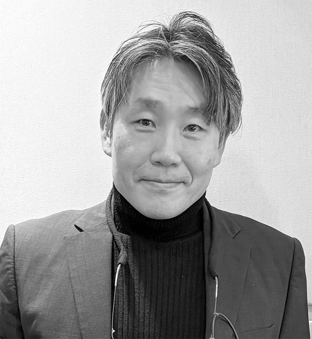 いしざわ・たけあき 肝臓手術の権威である幕内雅敏教授、腹腔鏡手術の奇才といわれるブリス・ガイエ教授(パリ)に師事。2008年、肝機能検査薬ICGを活用した「蛍光胆道造影法」を開発。以来、手術の安全性と確実性を高める蛍光イメージング技術の開発と普及に熱心に取り組む。日本蛍光ガイド手術研究会副代表世話人。一般向けの近著に『手術はすごい』(講談社ブルーバックス)がある。