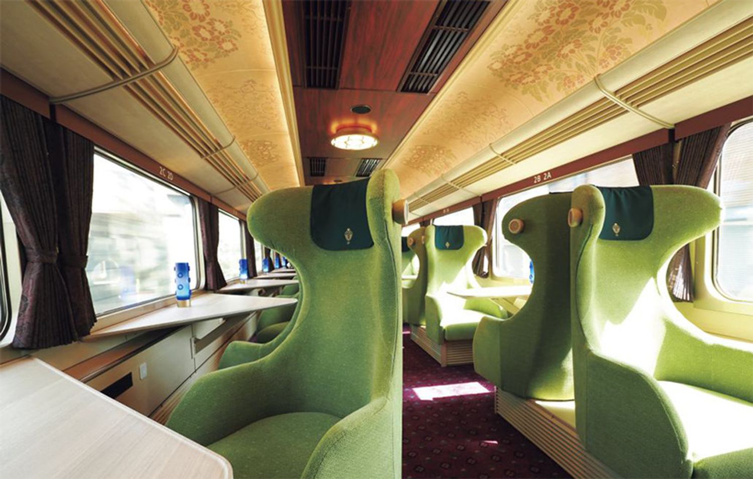 エリザベス女王が２度ご乗車の｢あをによし｣。