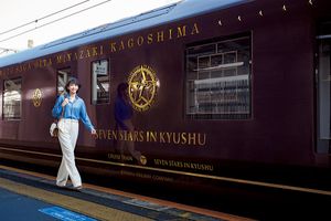 賀来千香子さん、日本が世界に誇るクルーズトレイン「ななつ星 in 九州」で極上の旅へ