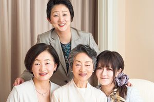 “伝説の女医”を母に持って。三姉妹が語る性差医療・女性外来の先駆者 天野惠子医師の素顔