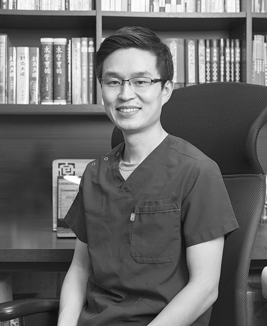 久心康 院長 禹洪哲（う・こうてつ）先生