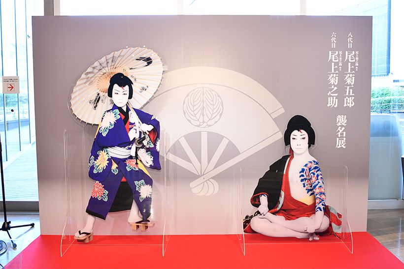 等身大アクリルスタンド