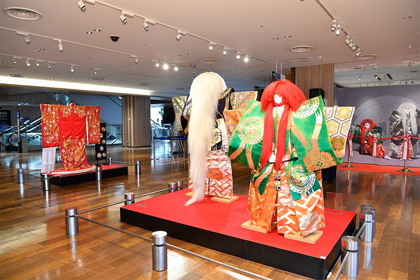 銀座三越の新館9階 銀座テラス テラスルームで「八代目 菊五郎・六代目 菊之助 襲名展」が開催