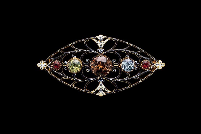 カルロ･ジュリアーノ 作　エナメル細工のブローチ