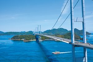船上から見る海の青さは格別。滞在プランもさまざまな船で心に残る海の旅を