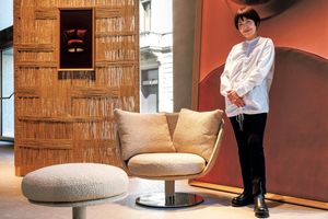 「フレックスフォルム」から柴田文江さんデザインの新作チェアなどが登場【ミラノデザインウィーク2025】