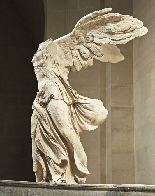 《サモトラケのニケ》