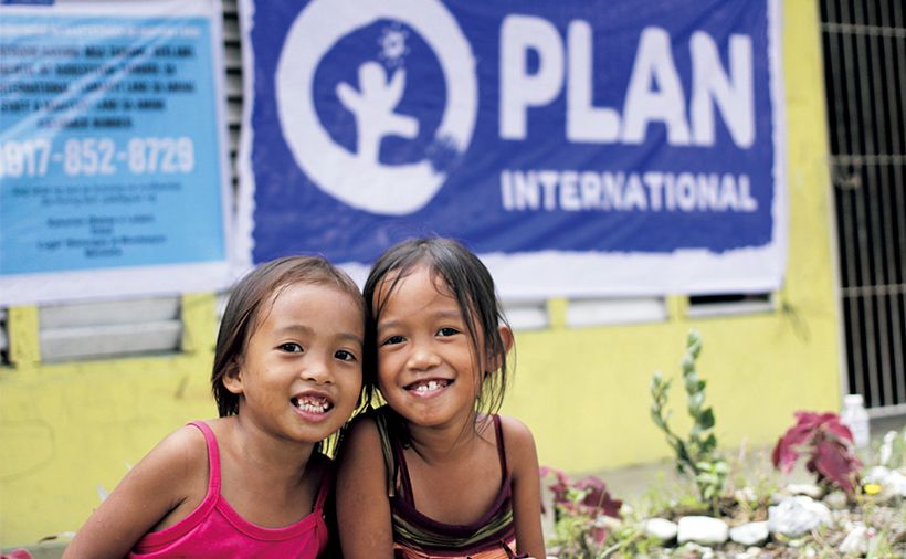 地域全体が女の 子の価値や能力 を認めることで 社会が変わり、 次の世代への展 望も開けます。