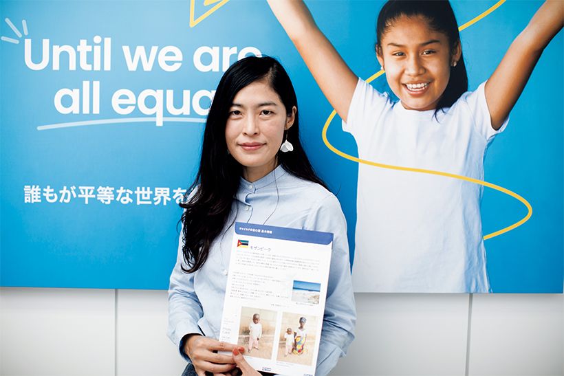 作家・漫画家。目に見えないもの、歴史、家族や記憶などをテーマに、史実やフィクションを交えた小説、漫画、インスタレーションを幅広く手がける。主な著書に『女の子たち風船爆弾をつくる』(文藝春秋)、『光の子ども』(リトル・モア)など。