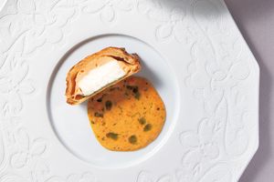 築110年を超える歴史的な建物でいただく、伝統と新しさを生かしたフレンチ