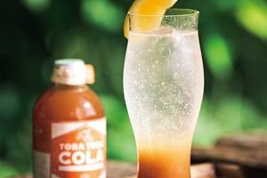 喜界島の黒糖や世界のスパイスで作る「TOBA TOBA COLA」【喜ばれる手土産】