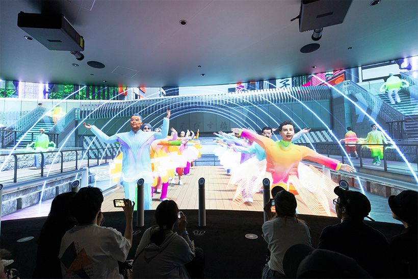 「自分のアバターはどこ?」と探すのも楽しい。