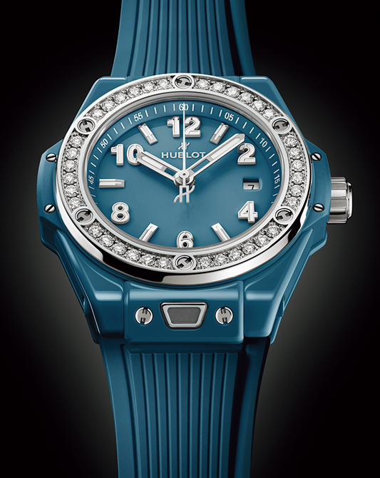 ダイヤモンドベゼル＋カラーで遊ぶ、名作定番時計 | 家庭画報.com