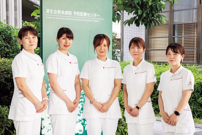 5名の専属保健師が健康相談サービスの窓口業務を担い、会員の不安に対応。相談内容に最も適した医療スタッフにつなぐ。