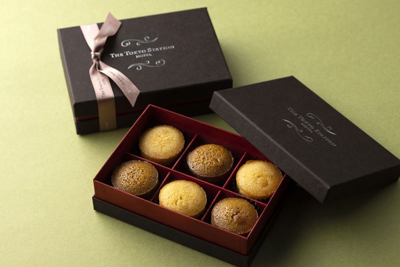 「ロンデル」は米ぬかに、米粉、天日塩を合わせ、沖縄県産の黒糖とカナダ産の有機栽培メープルシロップで風味豊かに仕上げられている。