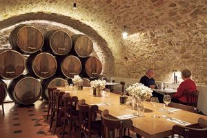 4世代で継ぐ本物のニース料理をアットホームな空間で【麗しき南フランスの旅】