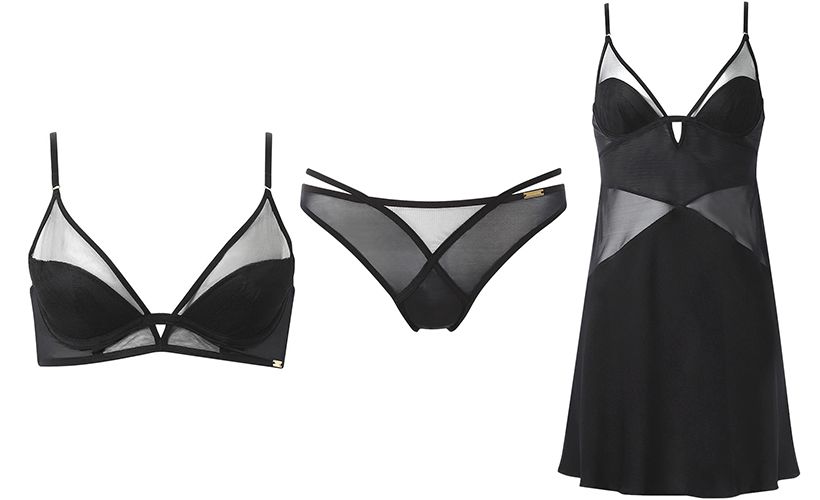 左からブラジャー、Tバックショーツ、ブラキャミソール。