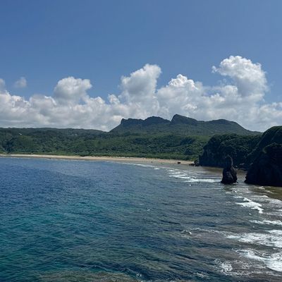 『家庭画報 ブルー絶景 沖縄聖地カレンダー 2026』より