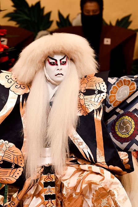 第一回「鶴明会」より 『春興鏡獅子』 獅子の精