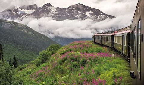 スキャグウェイでは、ホワイトパス・ユーコン鉄道での旅も(別料金・定員制)。© Ignacio Palacios/gettyimages