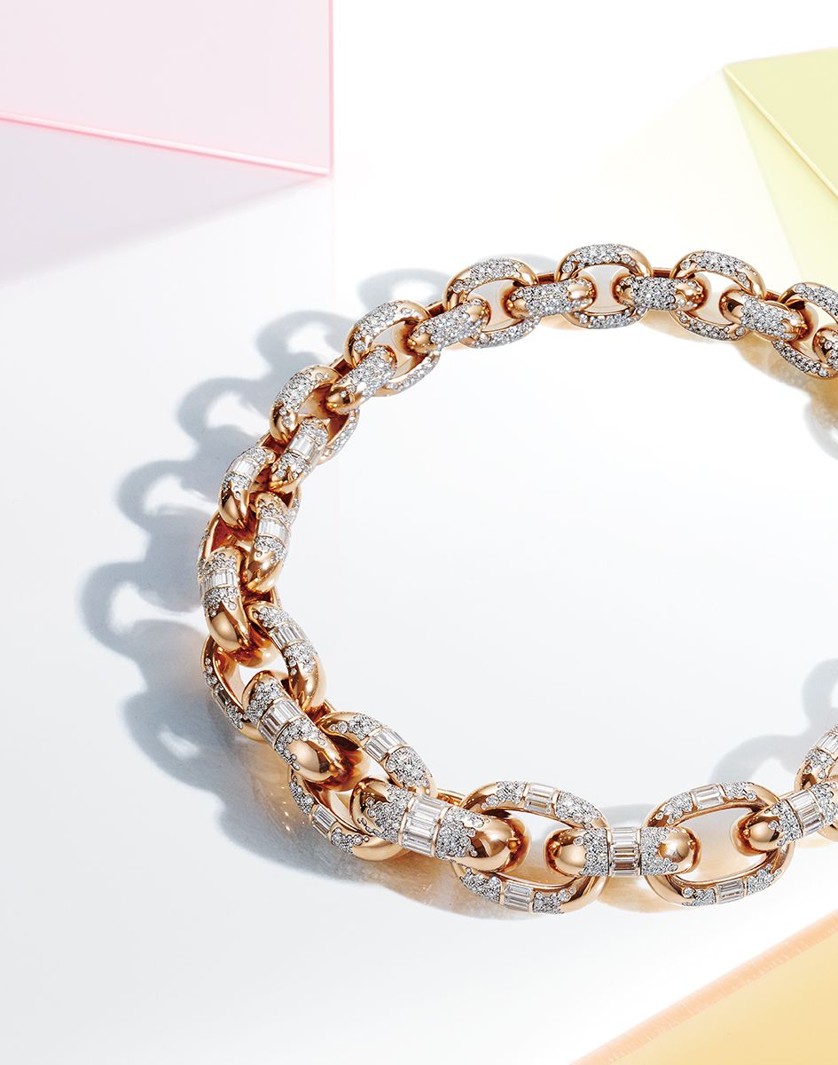 「イコニカ エクストリーム」ネックレス（RG×ダイヤモンド計56.42ct）8116万9000円／ポメラート（ポメラート クライアントサービス）