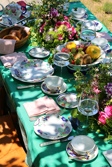 有田焼とは、なんてモダンでエレンガント！固定概念を捨てれば