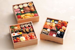 名料亭の技と贅を堪能。京料理の歴史と伝統が息づく装い新たな三段重「菊乃井本店　特製三段おせち」