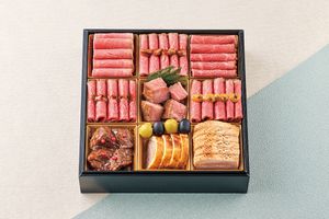 黒毛和牛が主役の新スタイルのおせち「家庭画報オリジナル　御肉おせち一段」