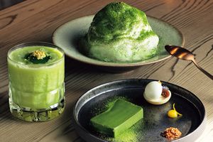 銀座「サンルイ・バー・バイ・ケイ」で洗練された抹茶スイーツとカクテルを