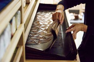 語り部の解説を聞きながら“文化としてのゆかた”に触れる「三勝ゆかた博物館」