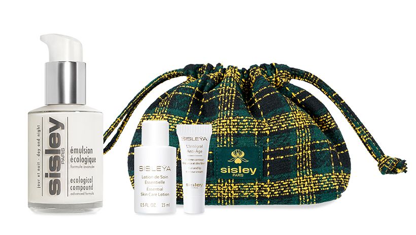エコロジカル コムパウンド アドバンスト コフレ（数量限定）2万2000 円／シスレー