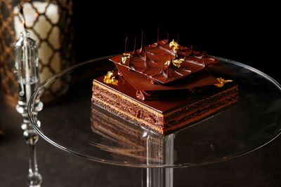 ザ・カハラ・ホテル＆リゾート 横浜「オペラ」10,800 円（税込）、幅11×奥行11cm、限定50台