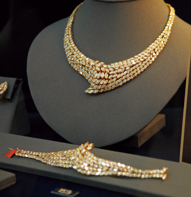 ☆希少☆1969年 英王室マーガレット王女来日記念 純銀メダル 35g 美品 希少☆1969年 英王室マーガレット王女来日記念 純銀メダル 35g 美品