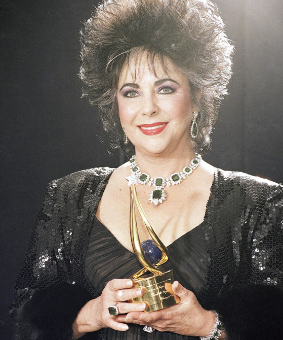 エリザベス・テイラー、西太后、マーガレット王女が愛用したジュエリー