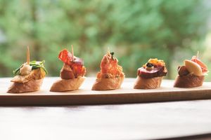 【特集・秋を楽しむオープンサンド】「味間いもと塩たら 地卵のトルティージャ」レシピ完全版をお届け