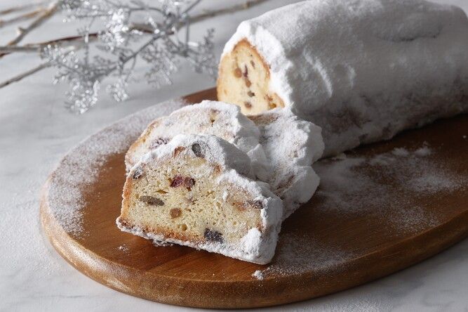 「シュトーレン」4,000円（税込）、（約）幅7×長さ20cm、70個限定