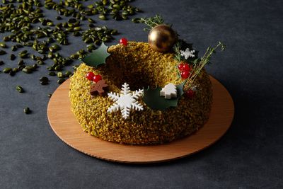 パレスホテル東京「クロンヌ ド ノエル」10,000円（税込）、直径19×高さ9.5cm 、限定100台