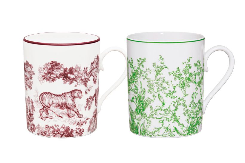 「トワル ドゥ ジュイ」と「リリー オブ ザ バレー」のマグカップ