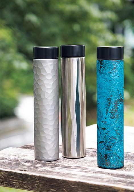 高機能とデザインを兼ね備えた金属ボトル