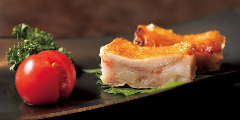 銀座店限定の「伊達鶏の海老すり身はさみ揚げ」(4880円)。