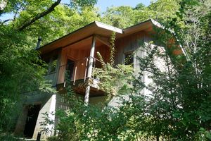 森に包まれた隠れ家で心身ともに癒される。「箱根リトリート före & villa 1/f」で贅沢な滞在を　※宿泊プレゼントあり