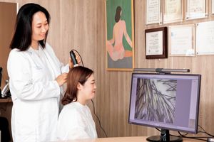 半年で約8割の女性が効果を実感。オーダーメイド型の治療で薄毛の悩みにアプローチ