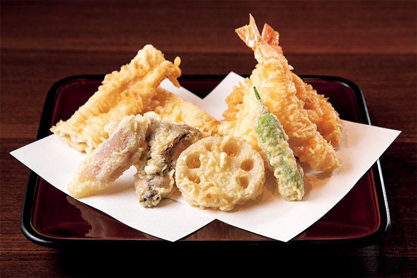 天ぷら盛り合わせ「竹」（3630円）。