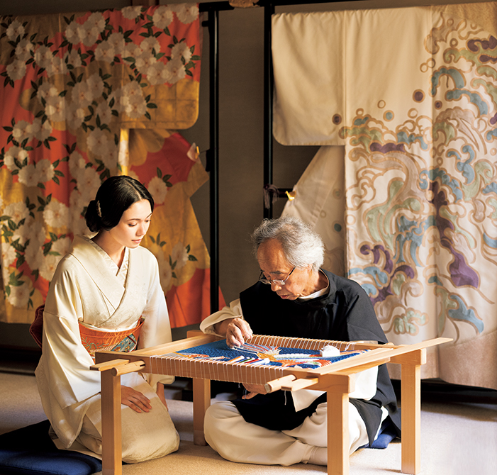 二階堂ふみさん感嘆！世界も注目する京繍の繊細かつダイナミックな美