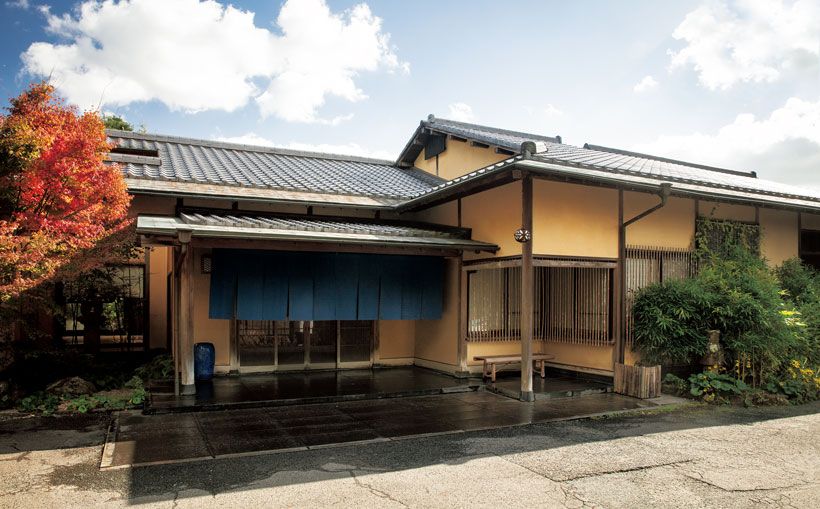 数寄屋造りの風格ある佇まい。